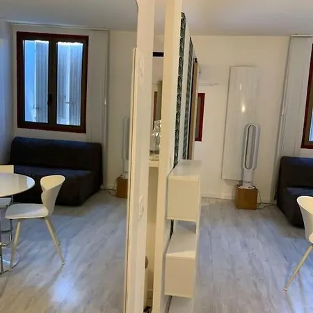 Joli Appartement Au Coeur De La Ville LʼIsle-sur-la-Sorgue Exterior foto