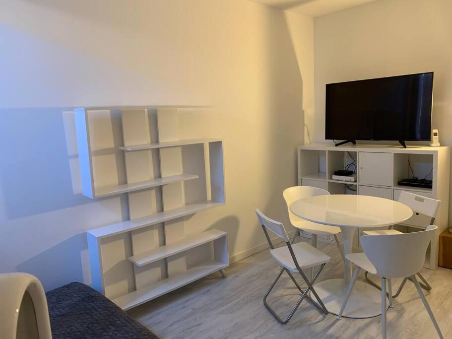 Joli Au Coeur De La Appartement LʼIsle-sur-la-Sorgue